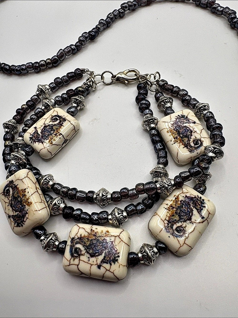 Black & Cream Seahorse Beaded Jewelry Set Necklace & Bracelet
